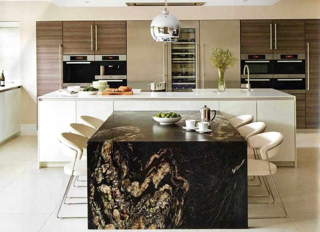 Magma Gold Granite Slab for Luxury Kitchen Island and Feature Wall