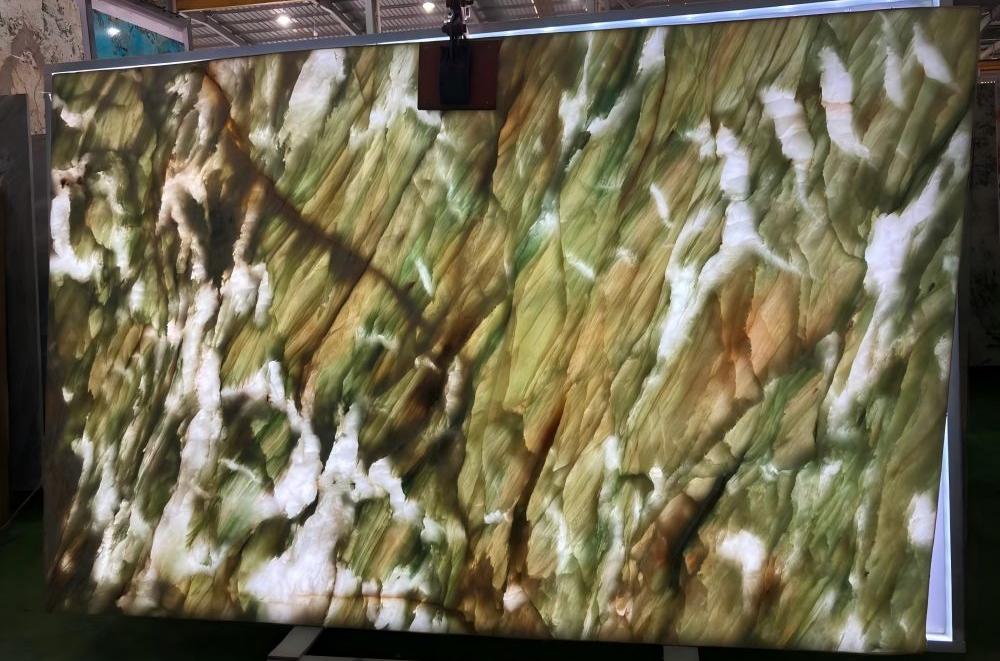 Alexandrita Green Quartzite Slab.jpg