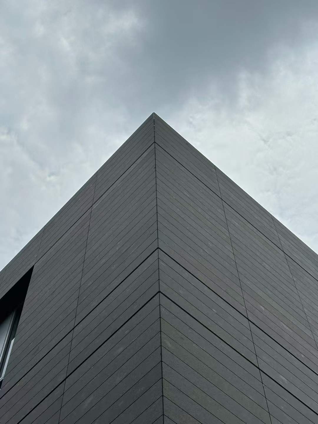 Italy-Peperino-Grigio-Sandstone.jpg Italy-Peperino-Grigio-Sandstone.jpg