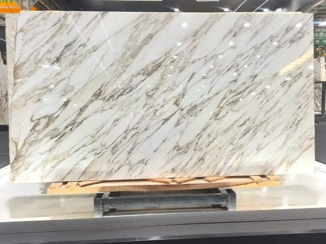Crema Delicato Marble (13).jpg
